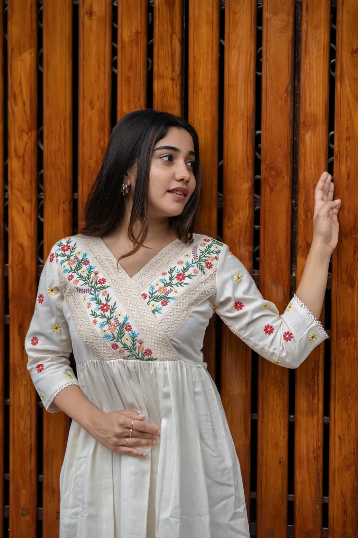 Elegant Ivory Embroidered Cotton Kurti