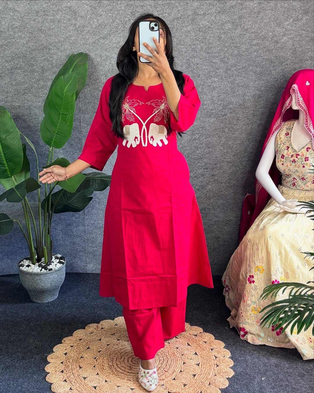 Jaipur Premium Pink Embroidered Kurti Pant Set
