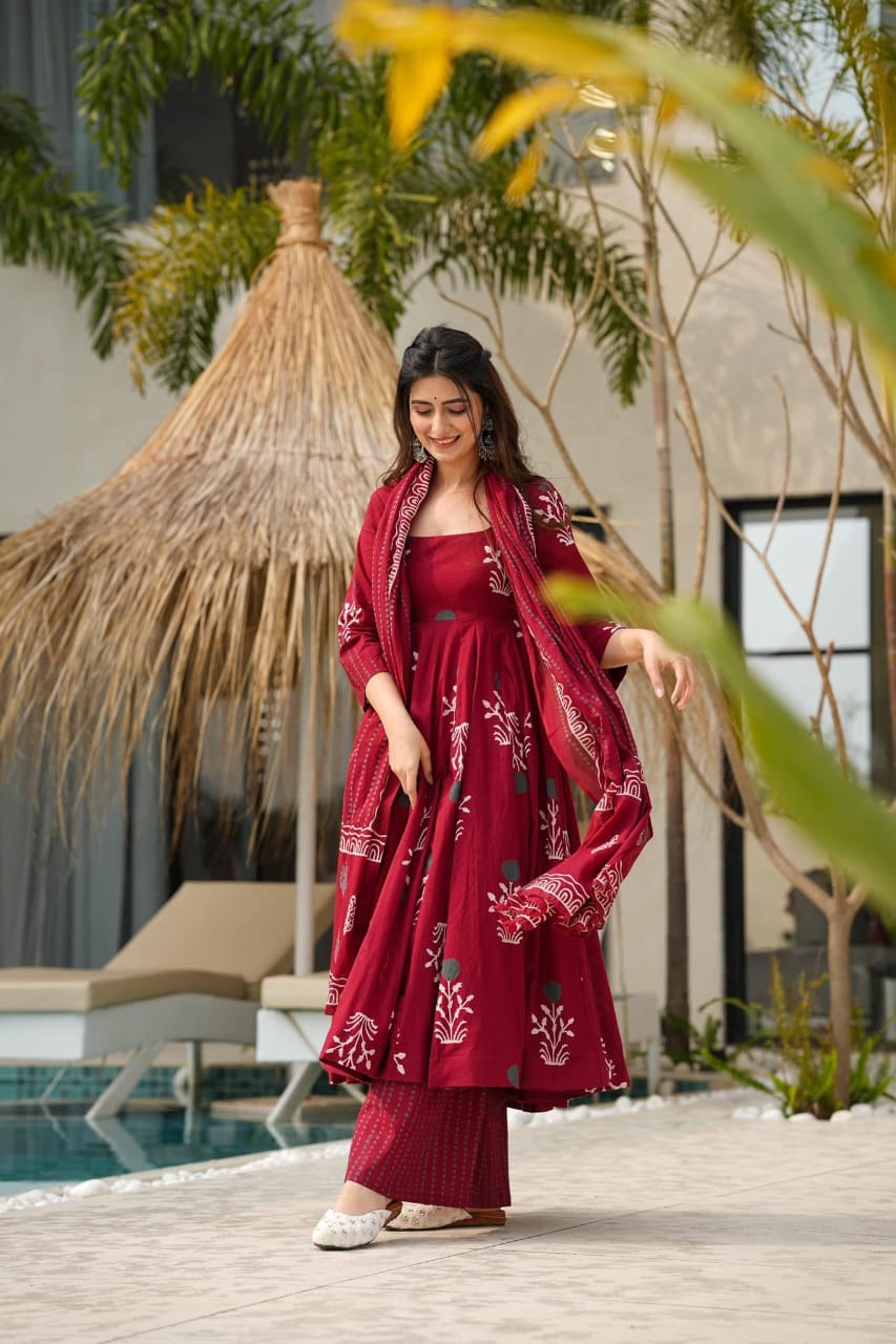 Jaipur Premium Red Pure Cotton Anarkali Kurta Set For Women