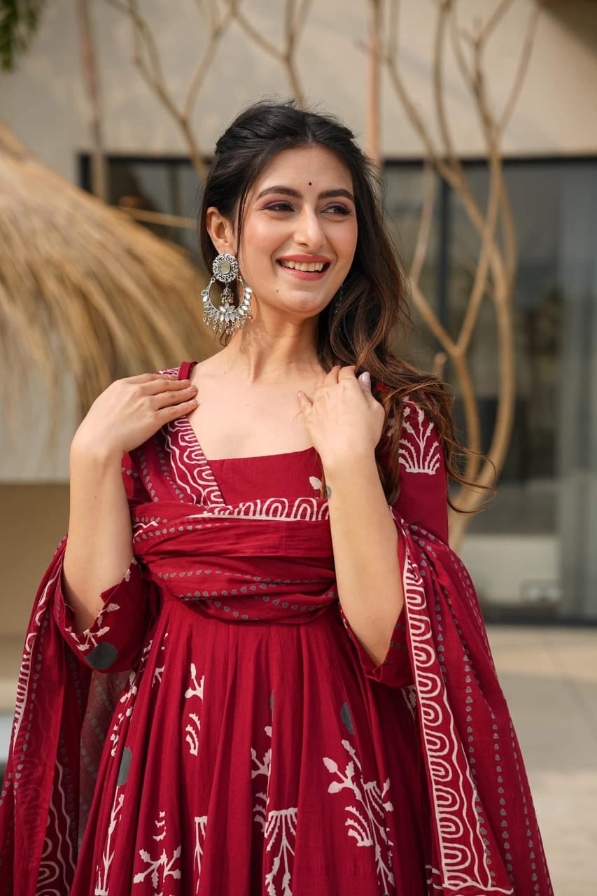 Jaipur Premium Red Pure Cotton Anarkali Kurta Set For Women