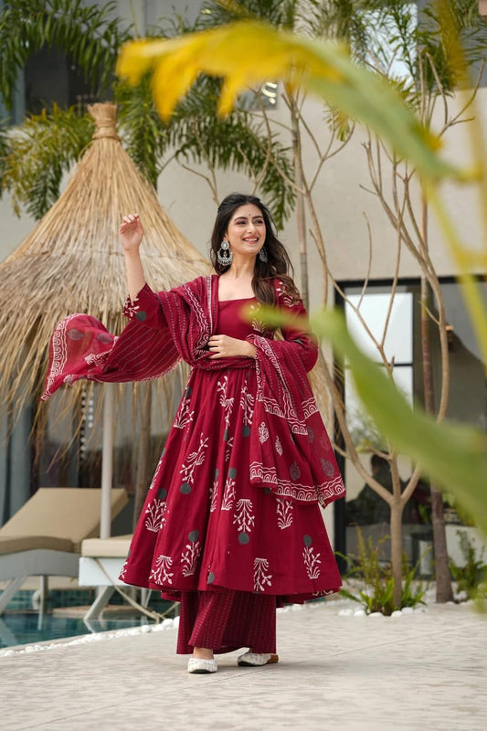 Jaipur Premium Red Pure Cotton Anarkali Kurta Set For Women