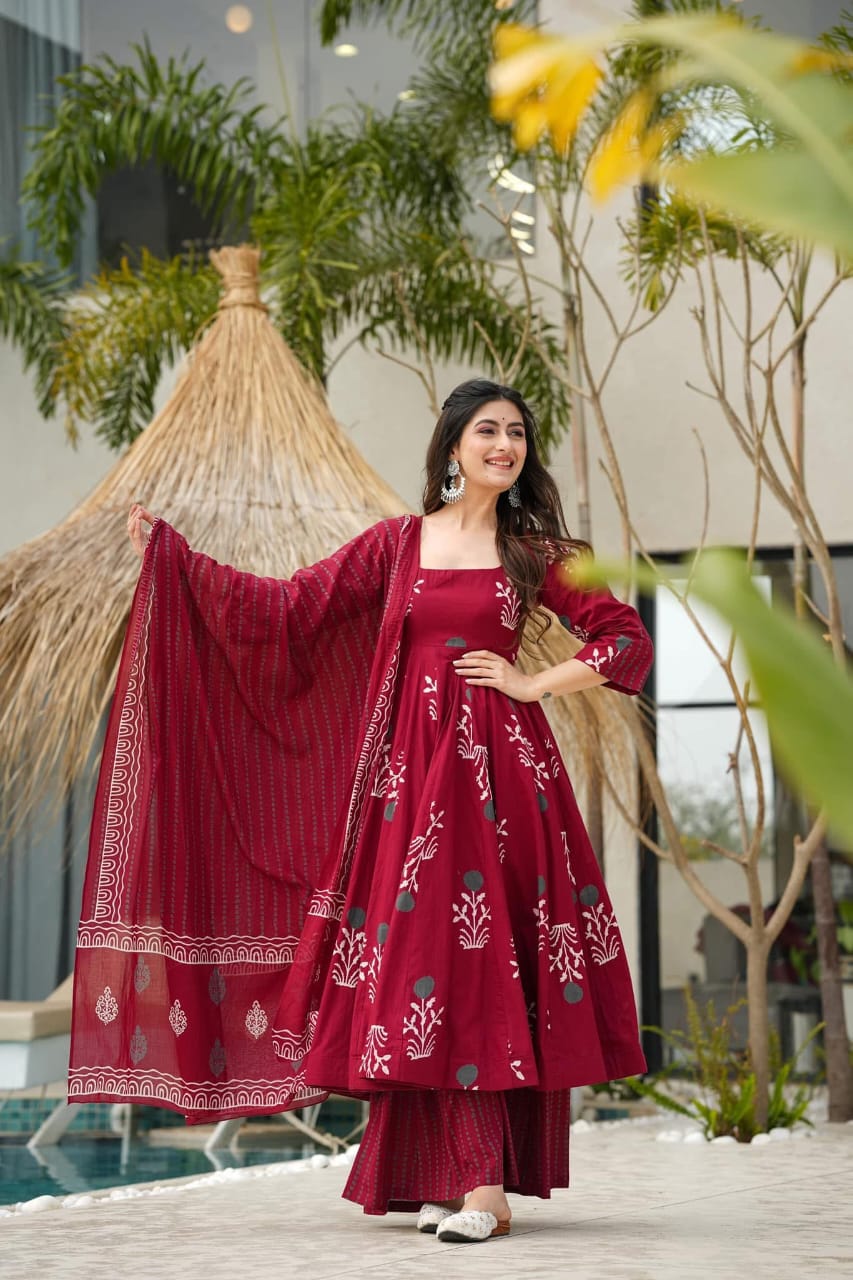 Jaipur Premium Red Pure Cotton Anarkali Kurta Set For Women