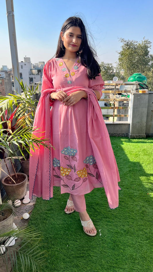 JAIPUR Elegant Pink Floral Kurta Set 🌸✨