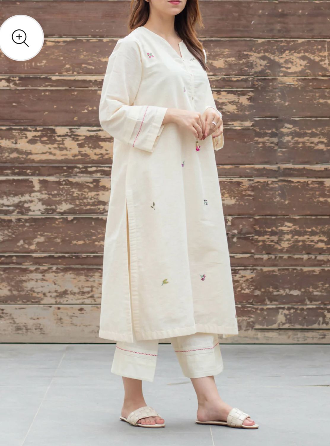 JAIPUR Elegant Off-White Embroidered Kurta Set